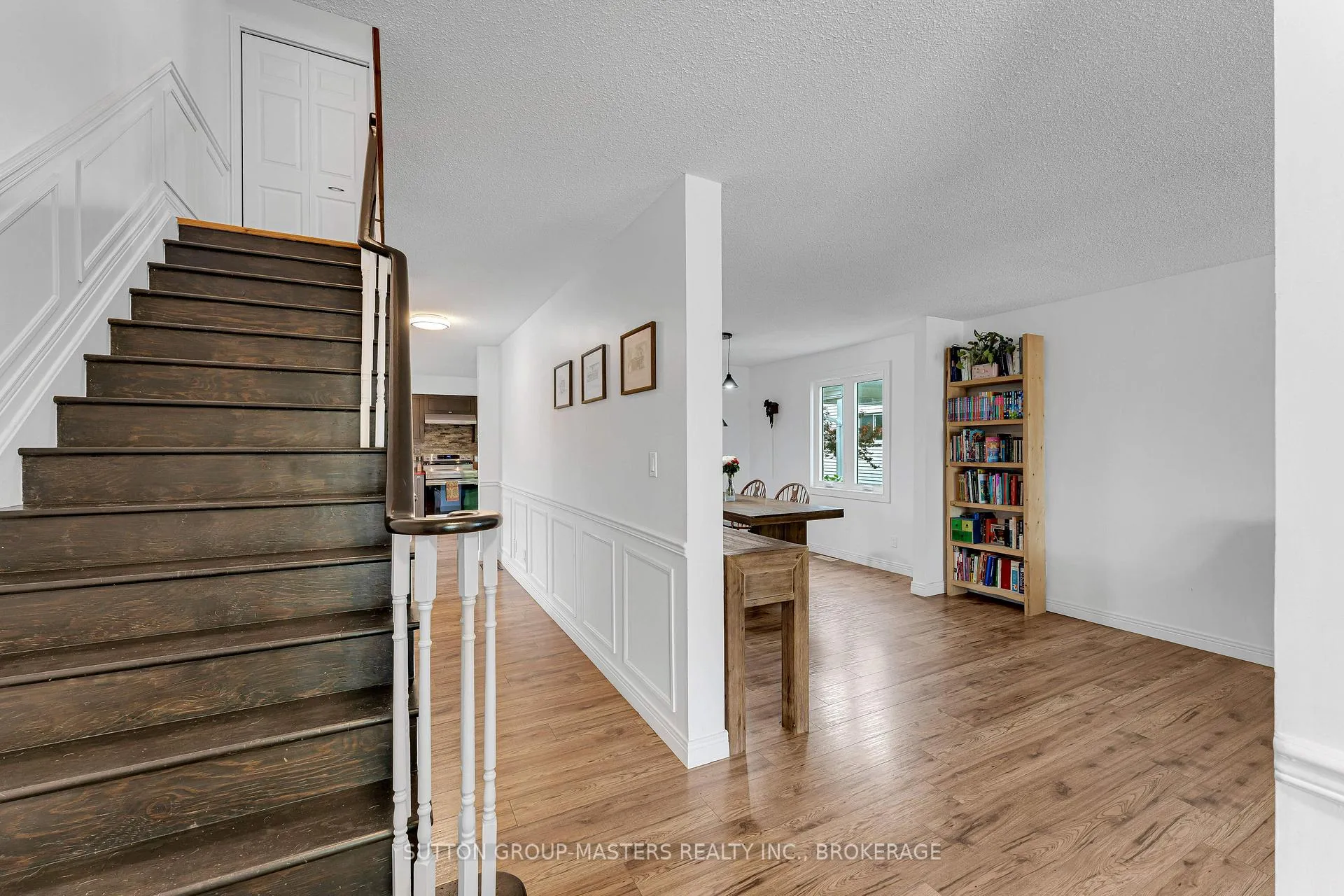 Photo 44 of 11 Douglas Avenue, Kingston, East of Sir John A. Blvd — HOMEH