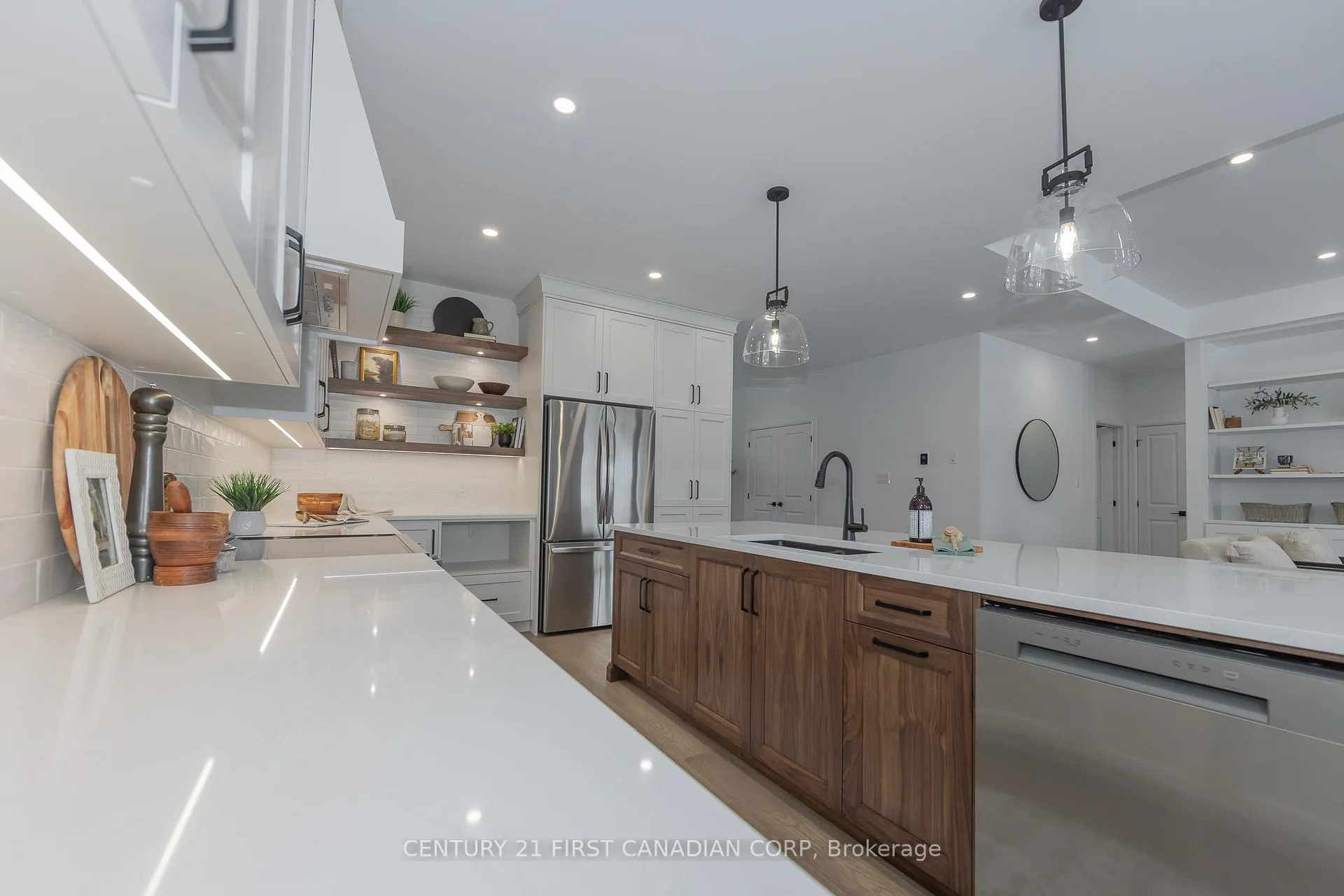 Photo 8 of 4398 Green Bend Road, London, South V — HOMEH