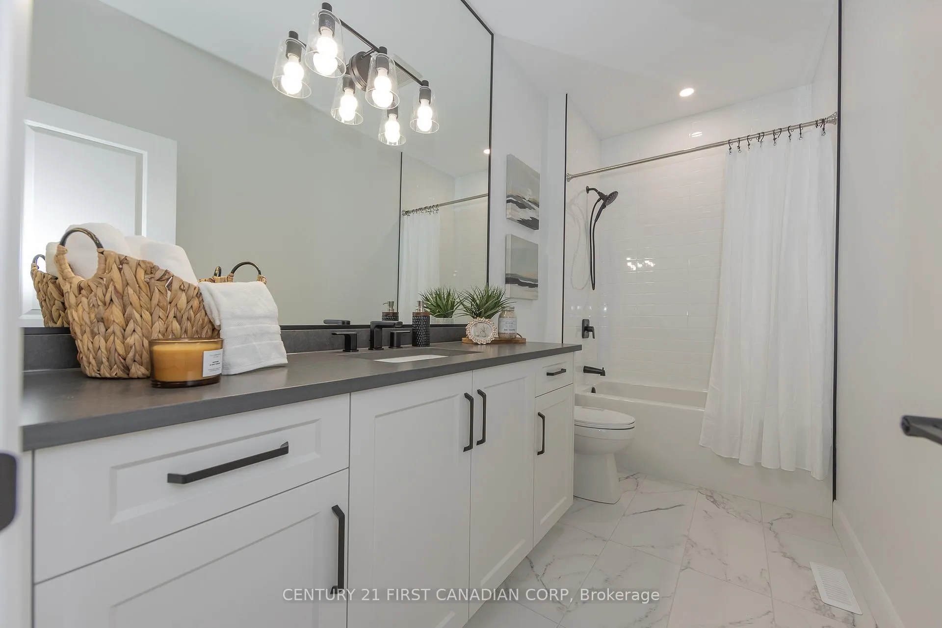 Photo 17 of 4398 Green Bend Road, London, South V — HOMEH