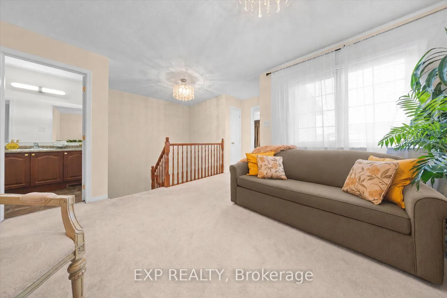 Photo 13 of 628 Pepperville Crescent, Ottawa, Kanata - Emerald Meadows/Trailwest — HOMEH