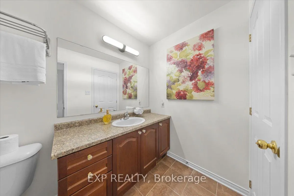 Photo 17 of 628 Pepperville Crescent, Ottawa, Kanata - Emerald Meadows/Trailwest — HOMEH