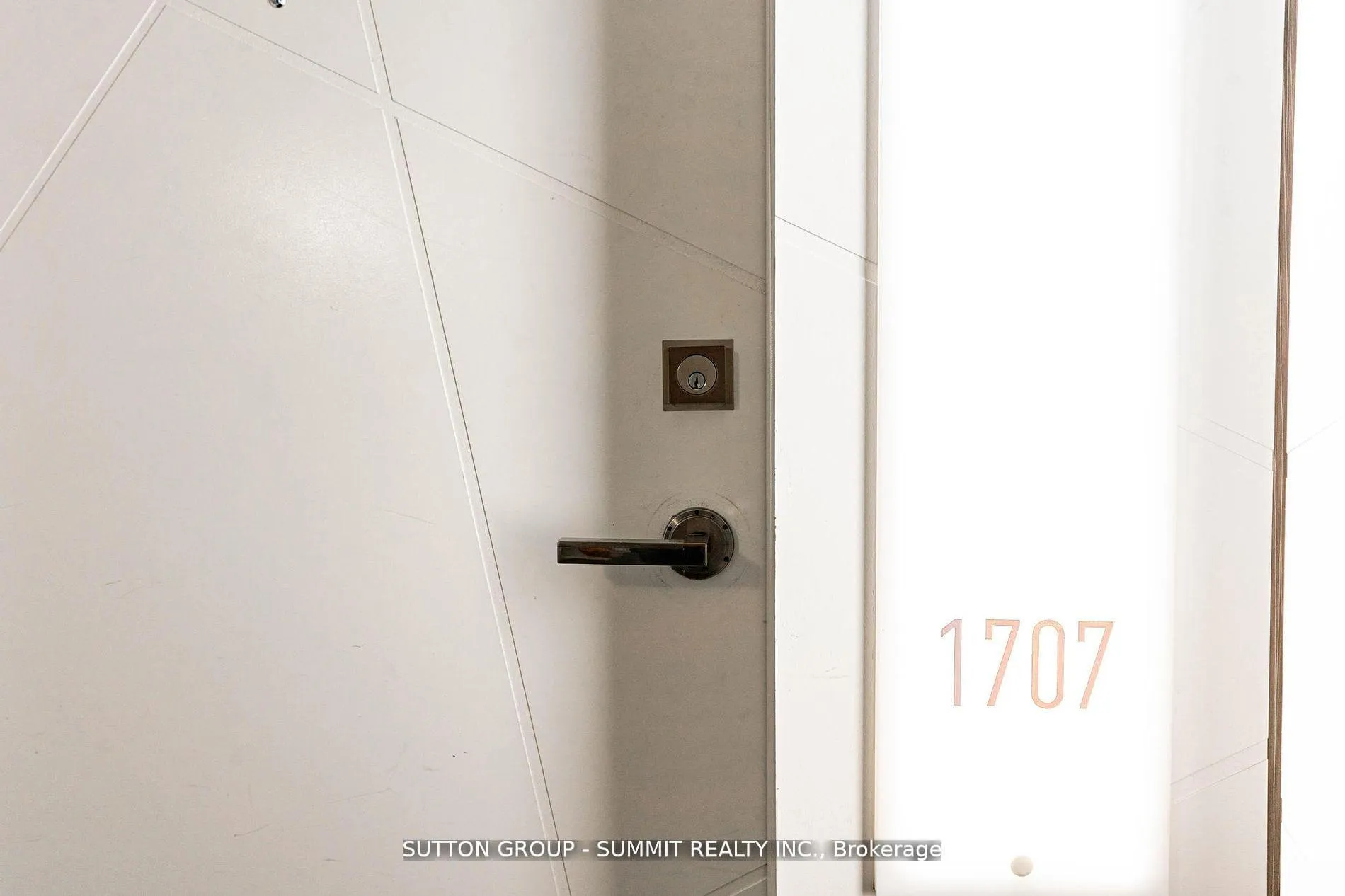 Photo 12 of Unit 1707, 14 York Street, Toronto, Waterfront Communities — HOMEH