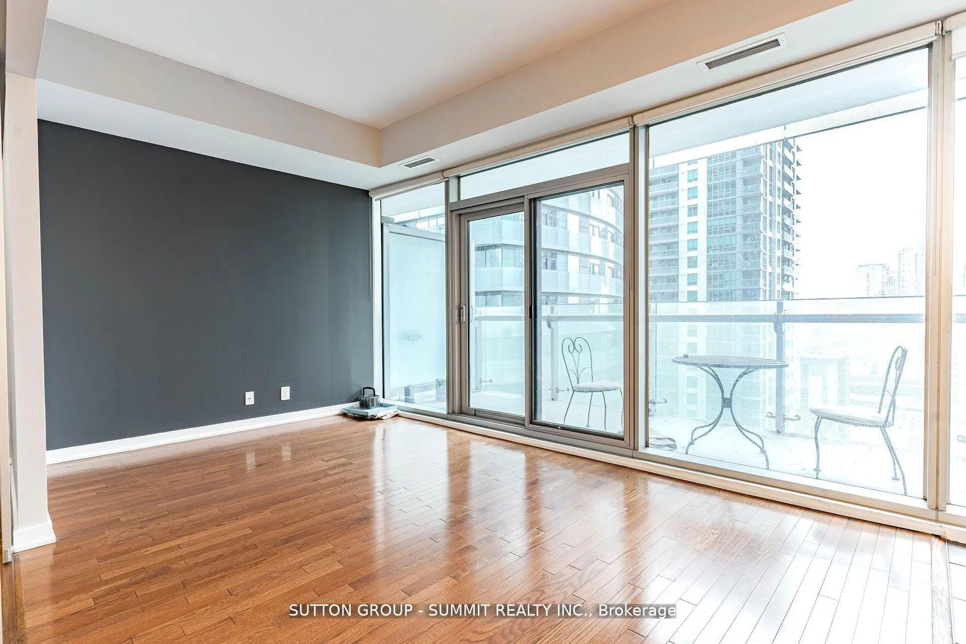 Photo 15 of Unit 1707, 14 York Street, Toronto, Waterfront Communities — HOMEH