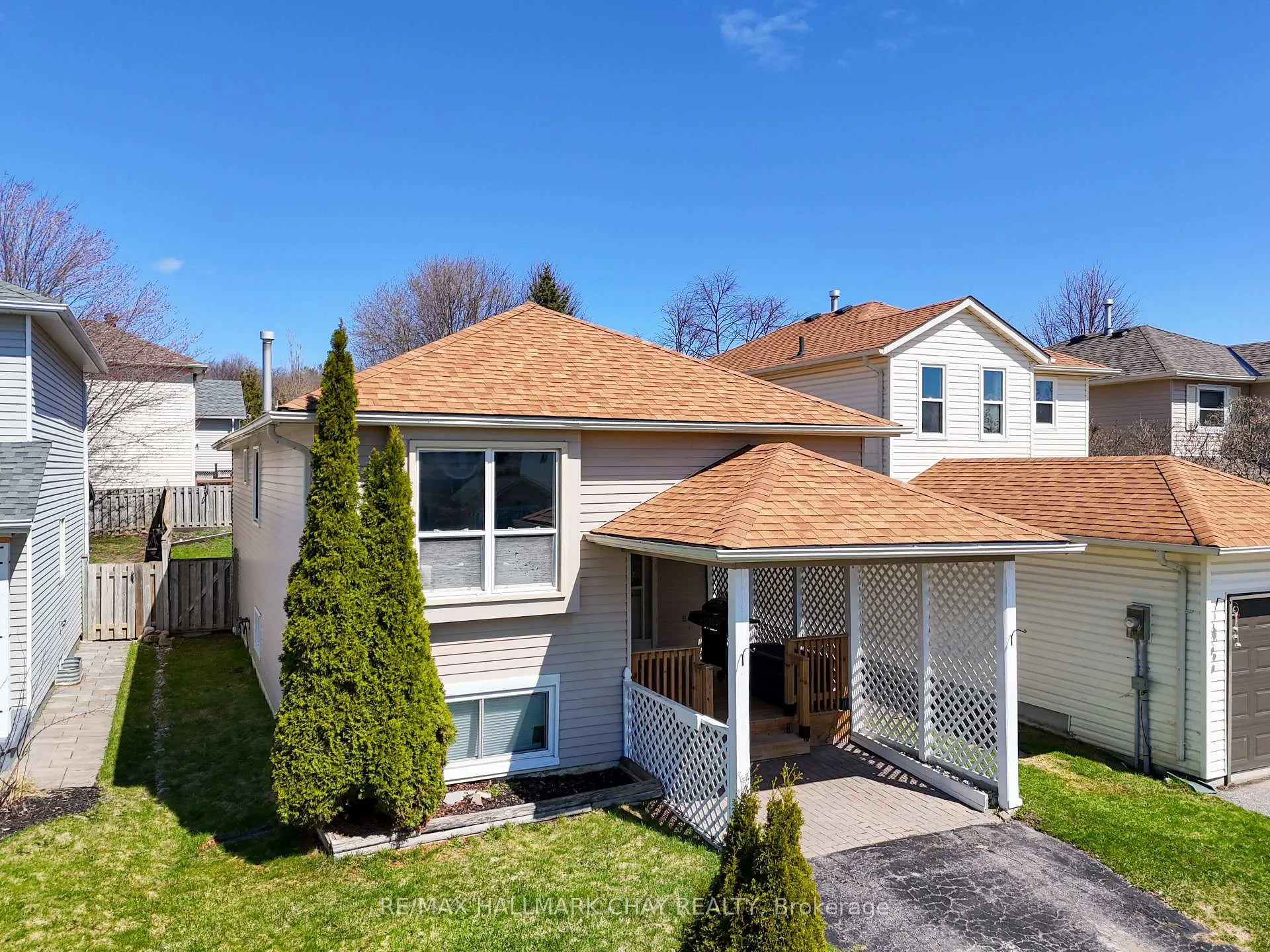 Photo 2 of 6 D'ambrosio Drive, Barrie, Painswick North — HOMEH