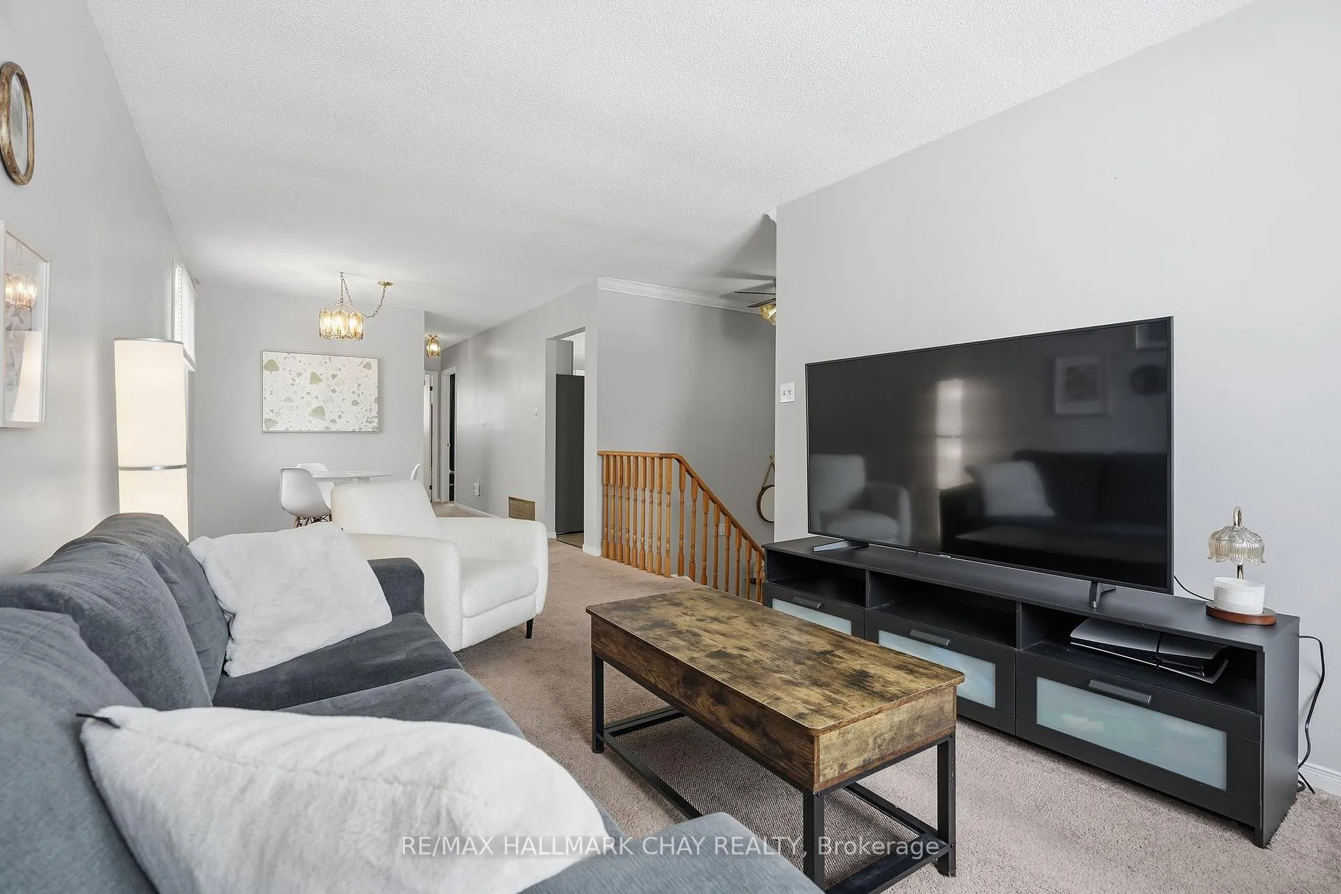 Photo 7 of 6 D'ambrosio Drive, Barrie, Painswick North — HOMEH
