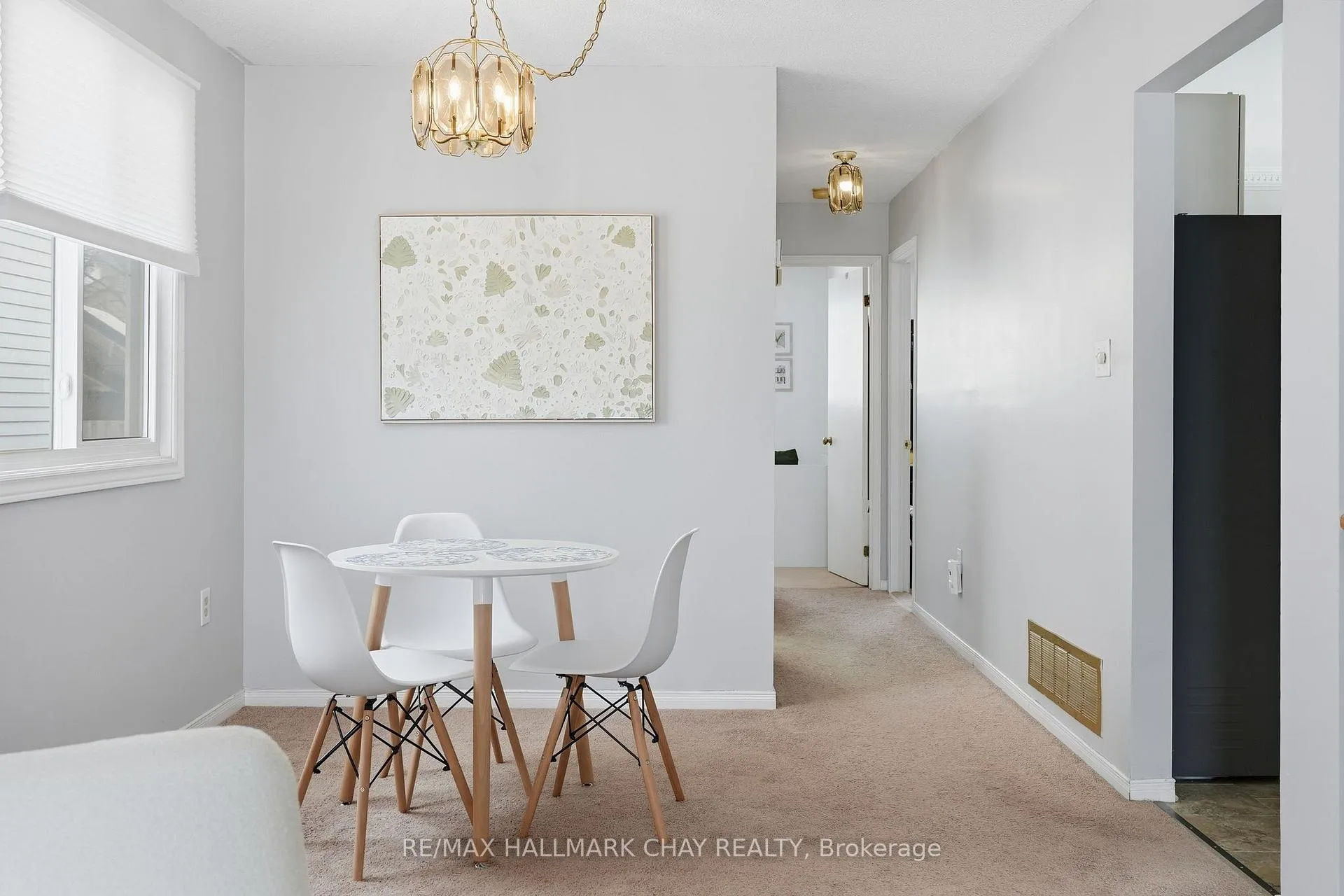 Photo 9 of 6 D'ambrosio Drive, Barrie, Painswick North — HOMEH