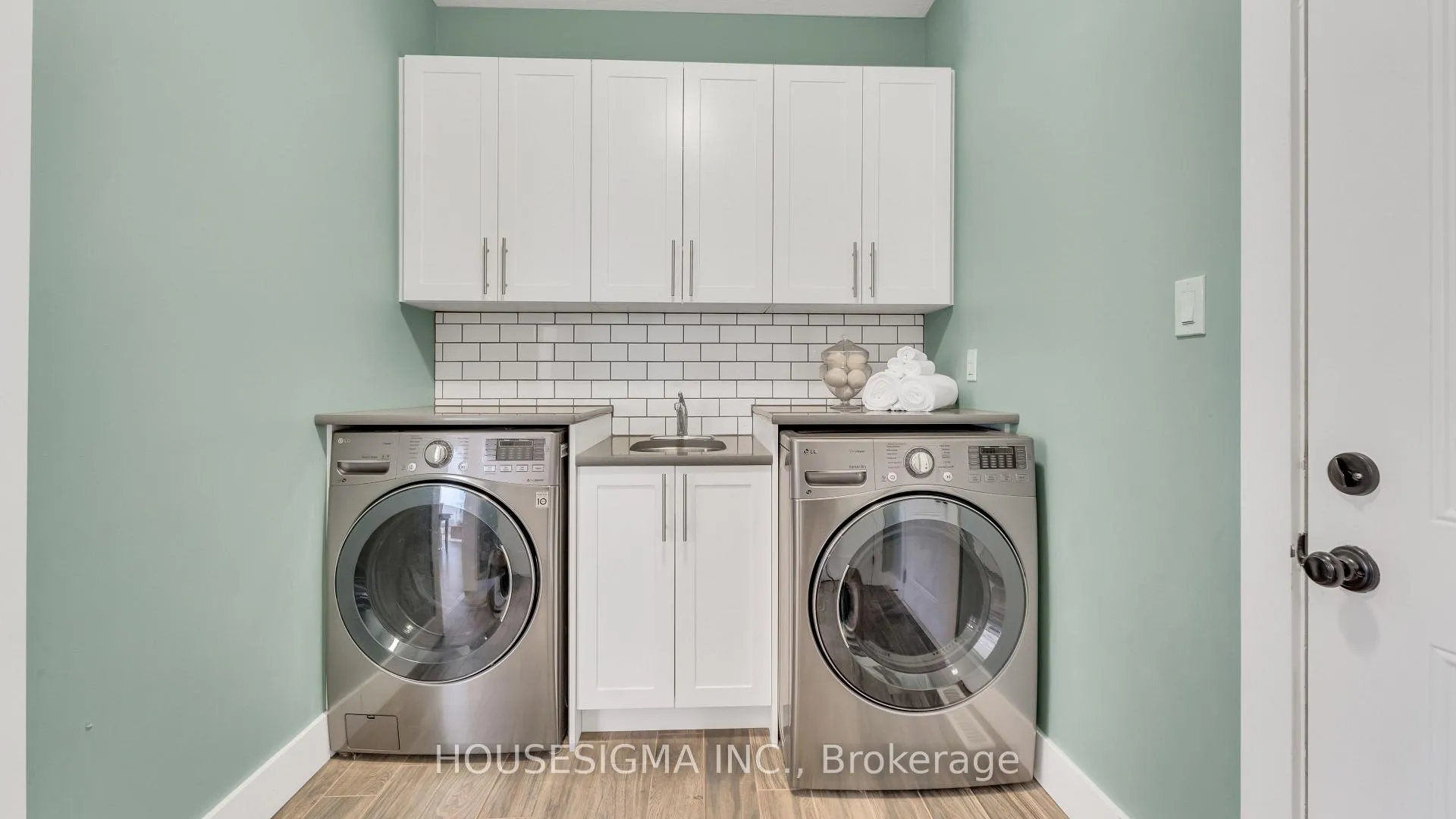 Photo 11 of Unit 44, 41 Earlscourt Terrace, Middlesex Centre, Kilworth — HOMEH