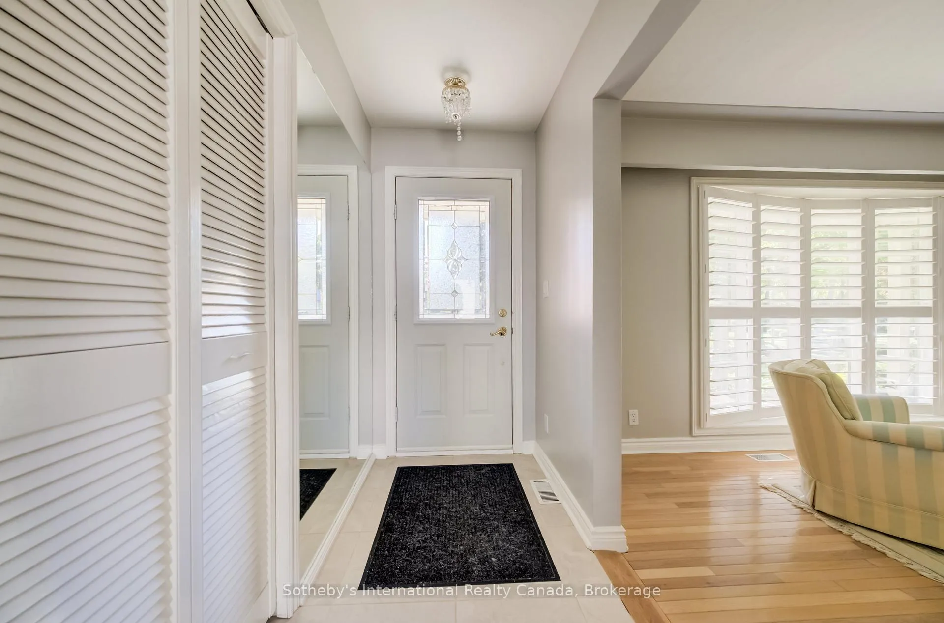Photo 8 of 14 Viewmont Close, Kitchener — HOMEH