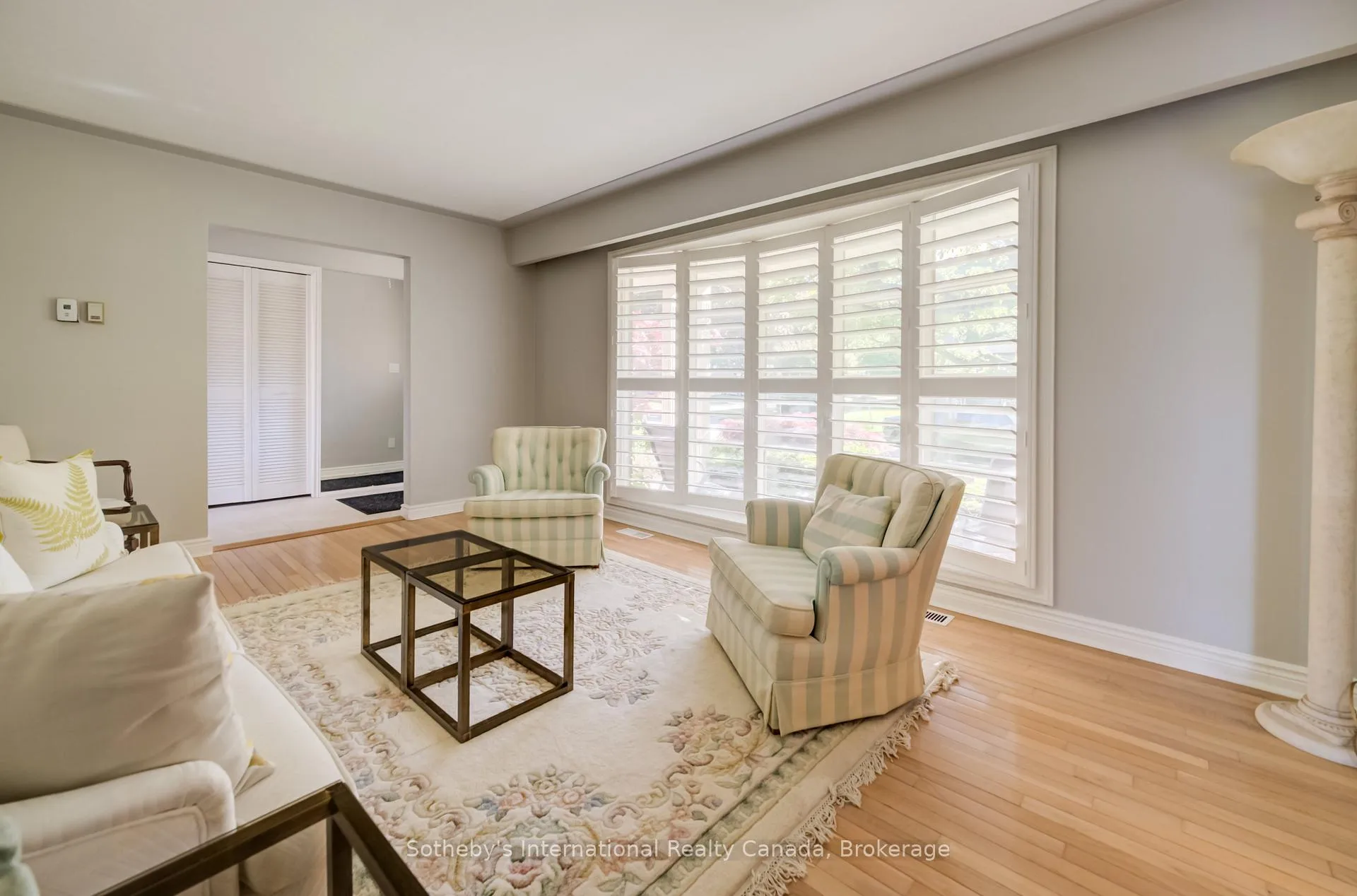 Photo 9 of 14 Viewmont Close, Kitchener — HOMEH