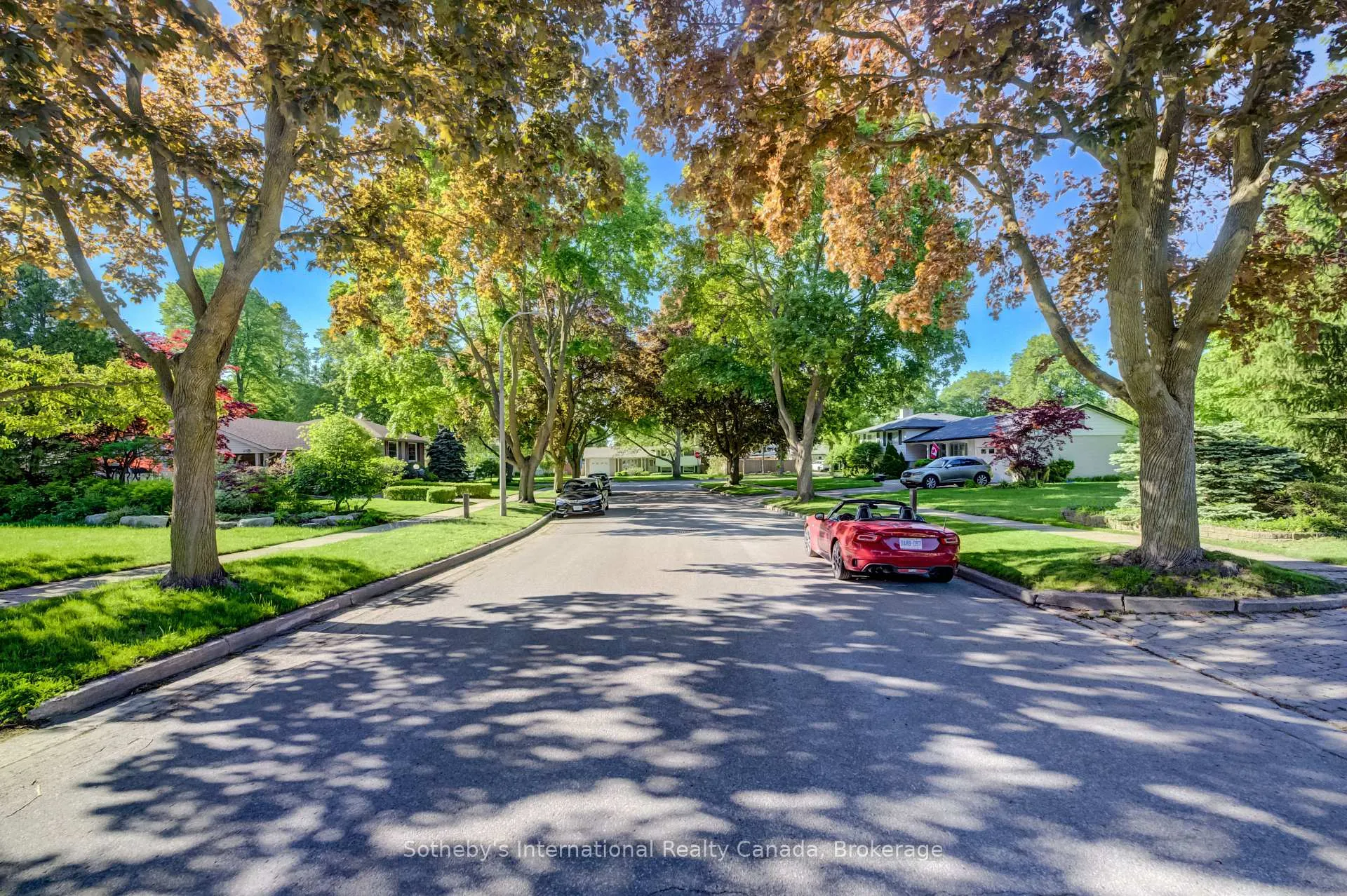Photo 29 of 14 Viewmont Close, Kitchener — HOMEH