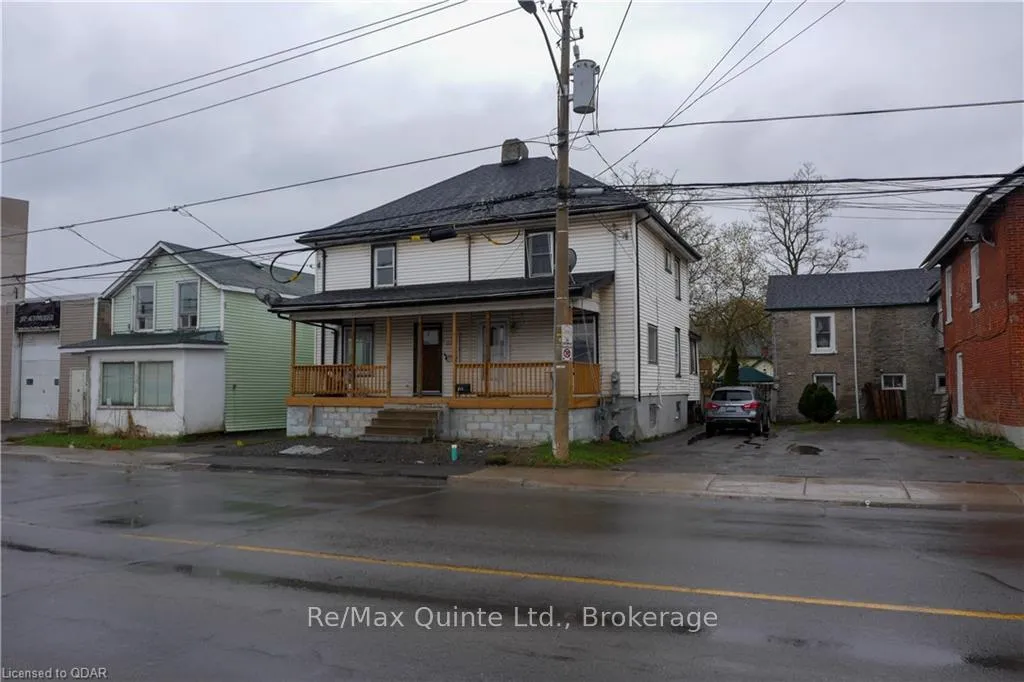 Photo 2 of 218 Coleman Street, Belleville, Belleville Ward — HOMEH