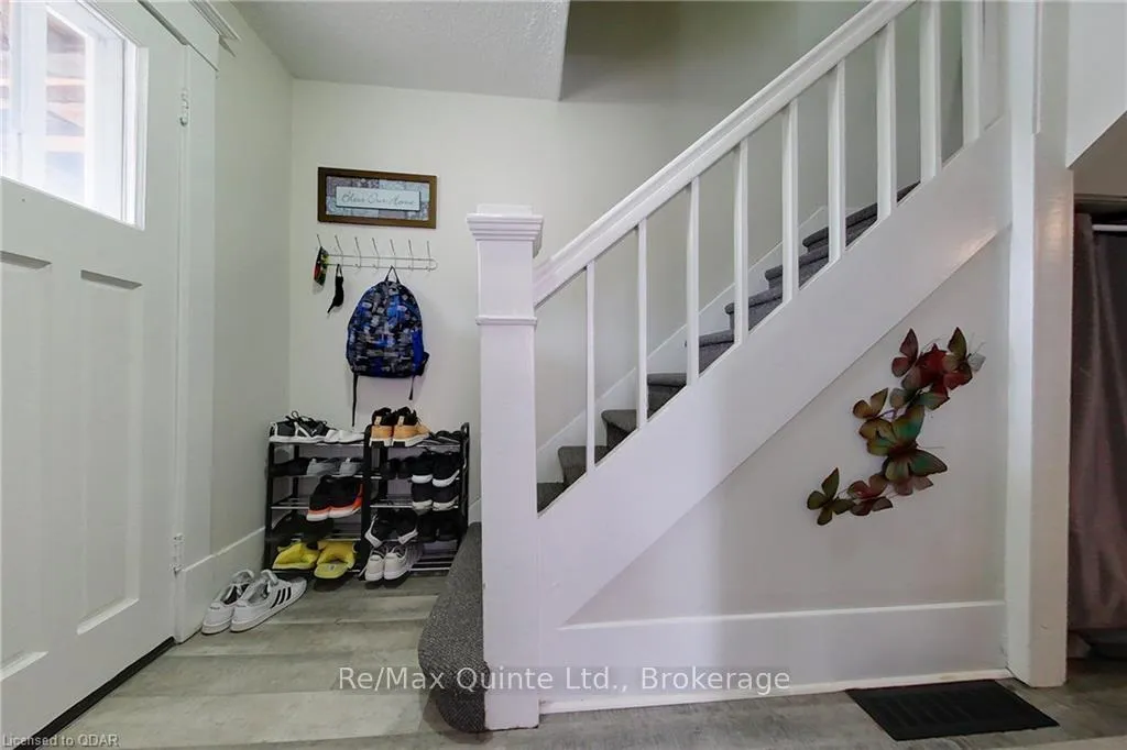 Photo 7 of 218 Coleman Street, Belleville, Belleville Ward — HOMEH