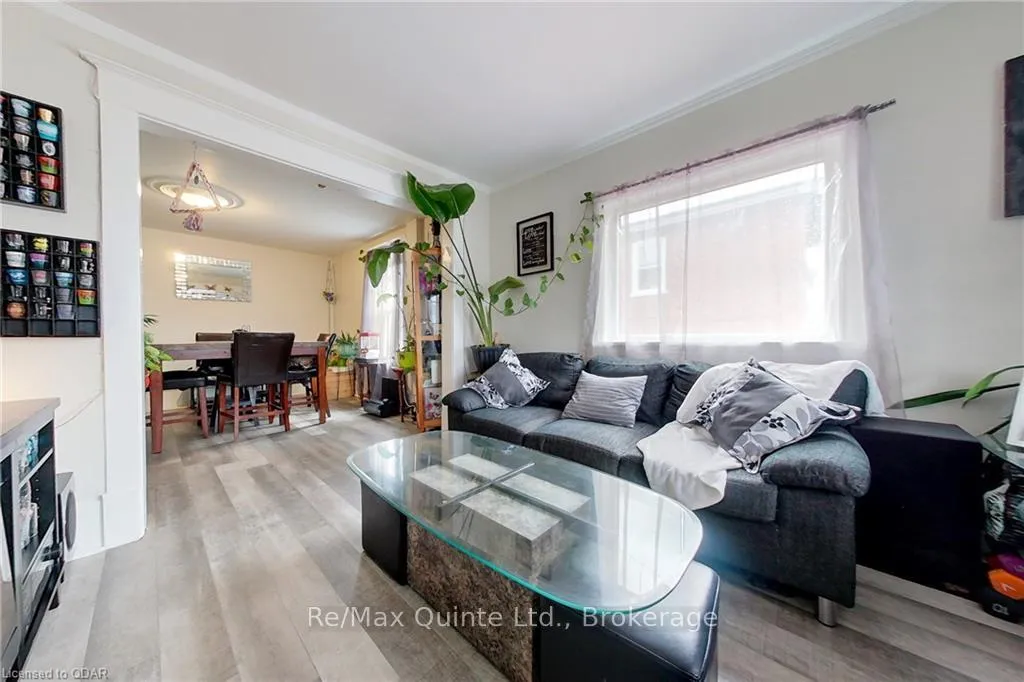 Photo 14 of 218 Coleman Street, Belleville, Belleville Ward — HOMEH