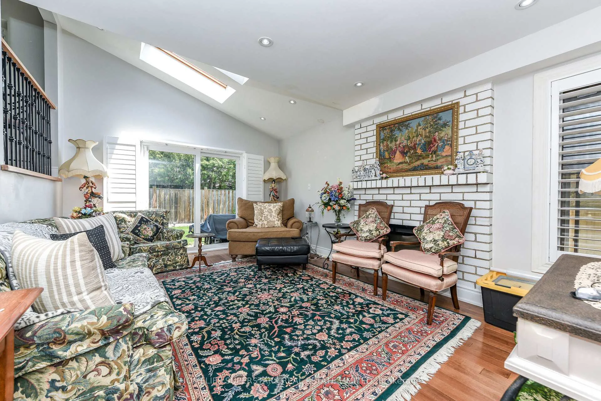 Photo 25 of 6 Farley Road, Brampton, Fletcher's West — HOMEH