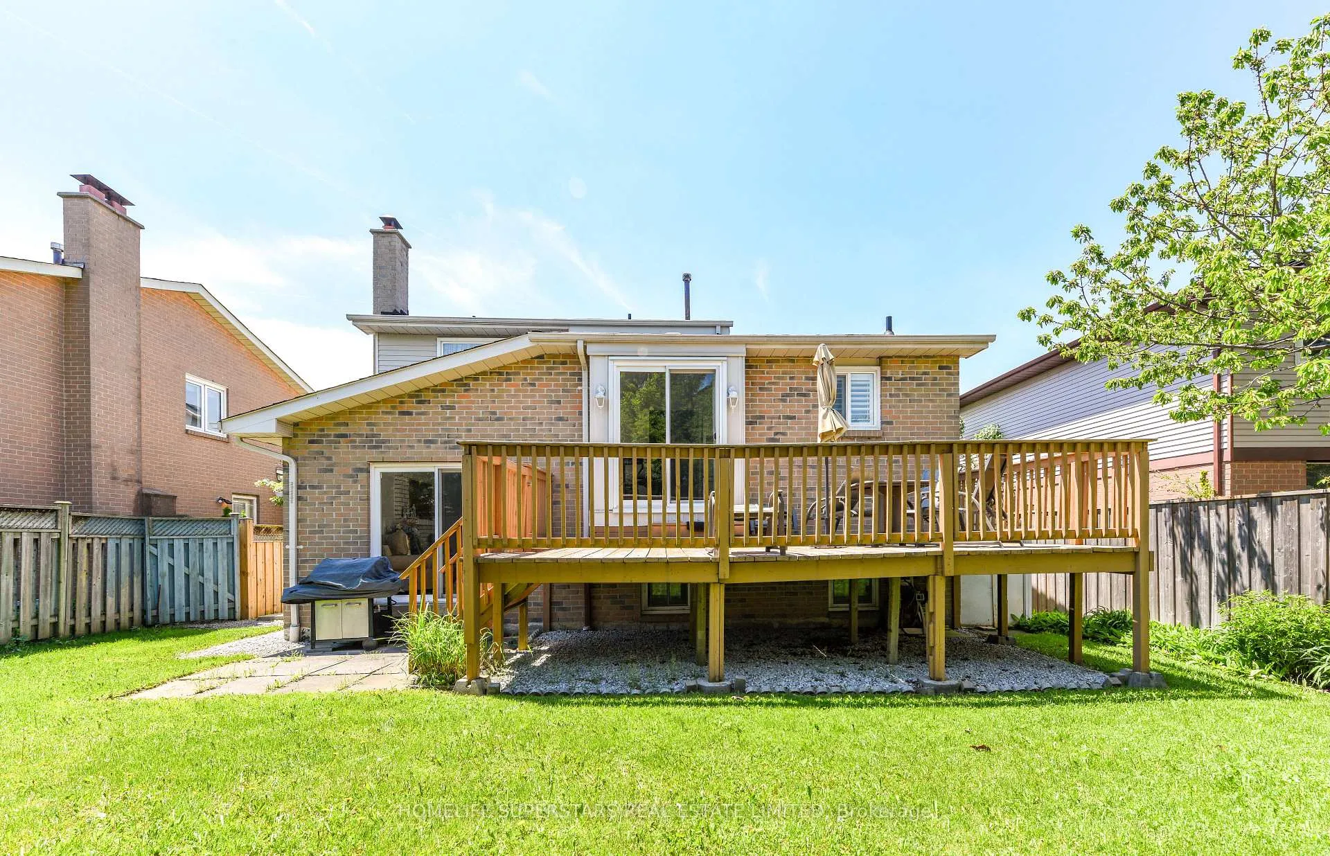 Photo 40 of 6 Farley Road, Brampton, Fletcher's West — HOMEH