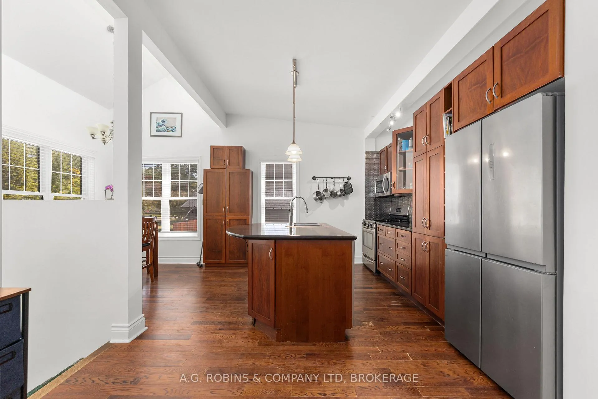 Photo 15 of 10585 Maplewood Drive, Wainfleet, Lakeshore — HOMEH