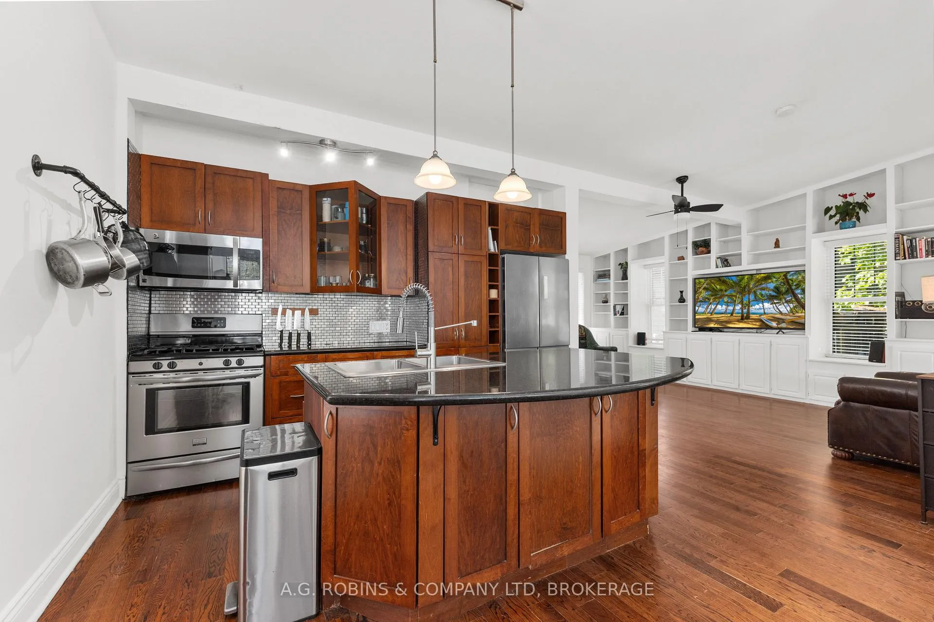 Photo 16 of 10585 Maplewood Drive, Wainfleet, Lakeshore — HOMEH