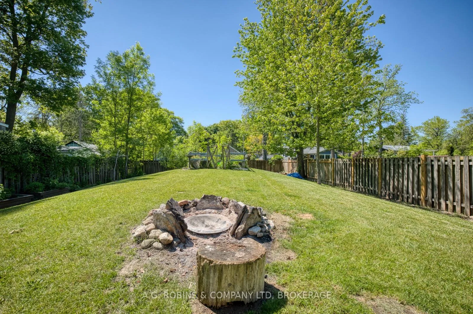 Photo 36 of 10585 Maplewood Drive, Wainfleet, Lakeshore — HOMEH