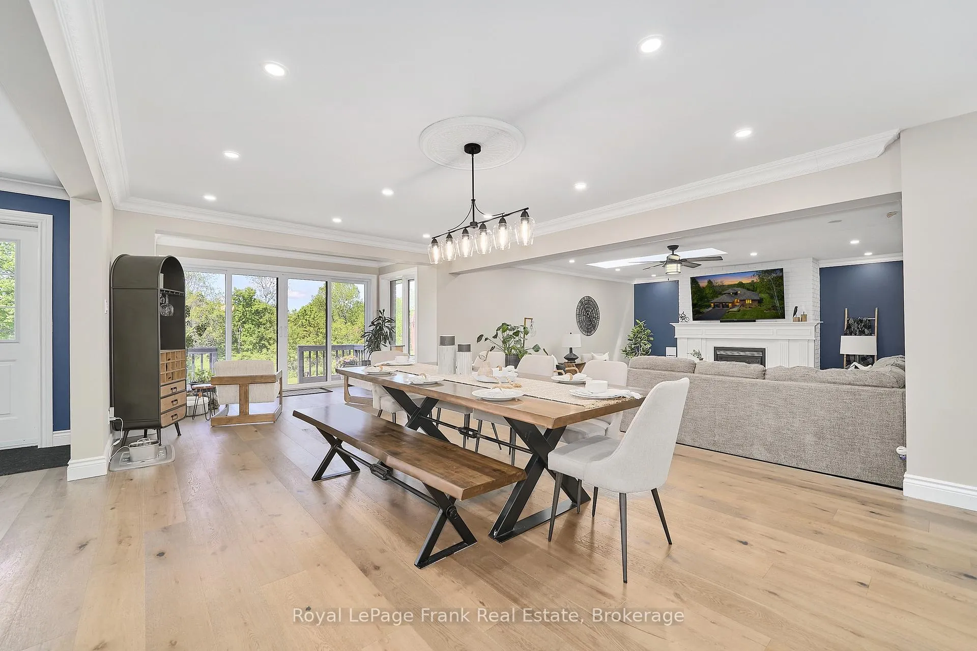 Photo 16 of 13 Werrydale Drive, Clarington, Rural Clarington — HOMEH