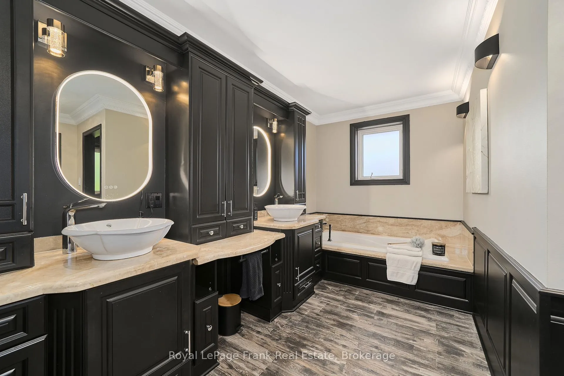 Photo 24 of 13 Werrydale Drive, Clarington, Rural Clarington — HOMEH