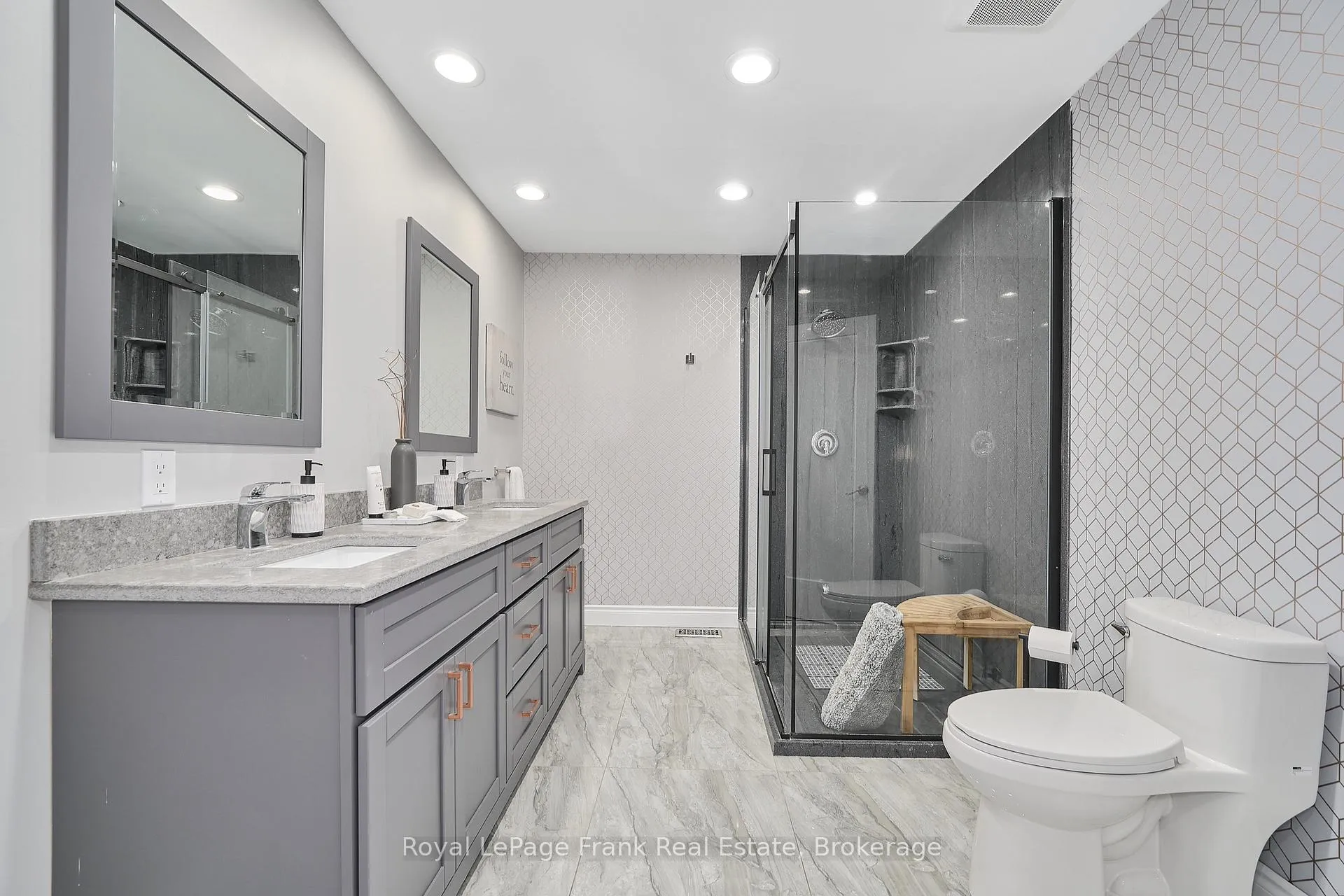 Photo 29 of 13 Werrydale Drive, Clarington, Rural Clarington — HOMEH