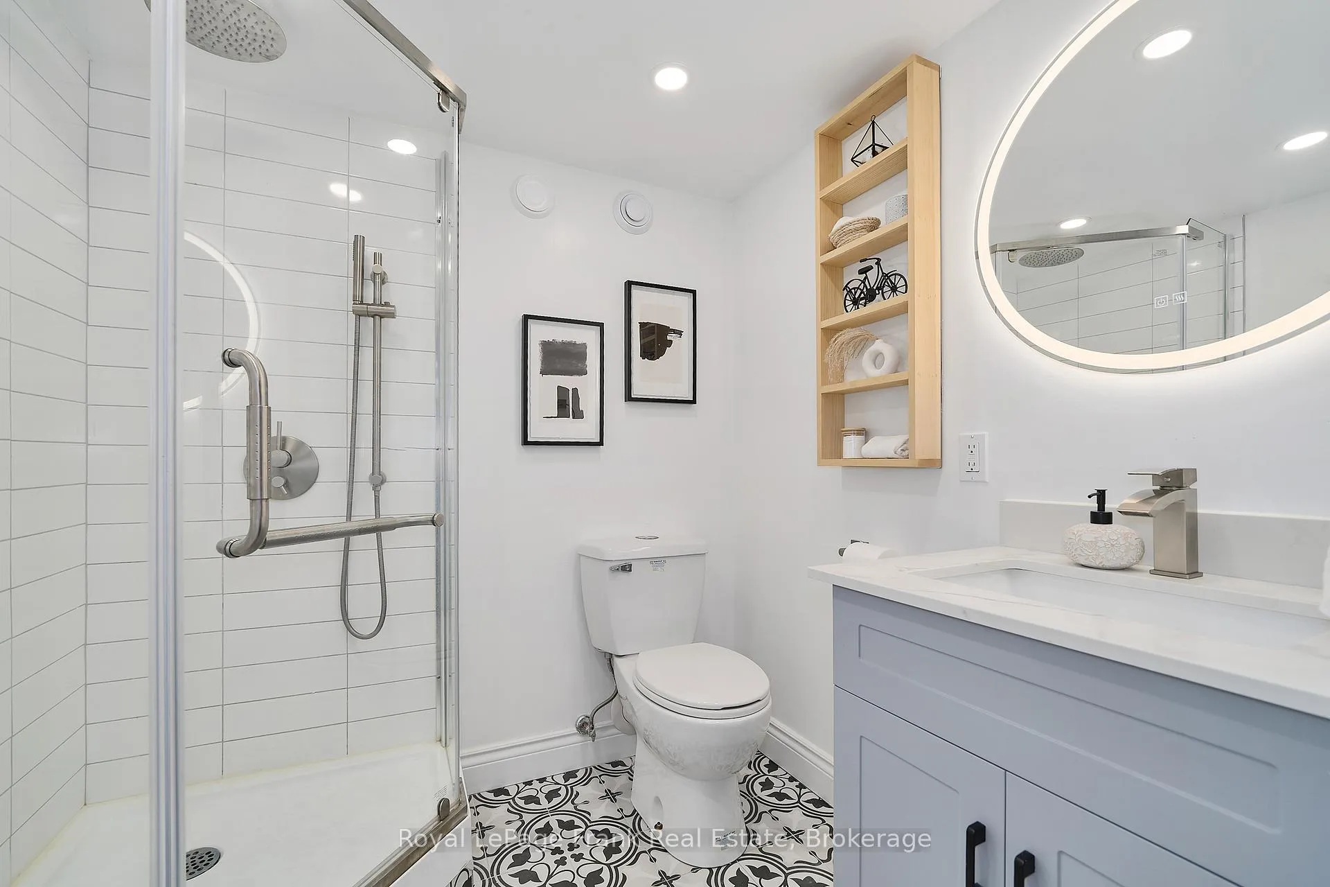Photo 32 of 13 Werrydale Drive, Clarington, Rural Clarington — HOMEH