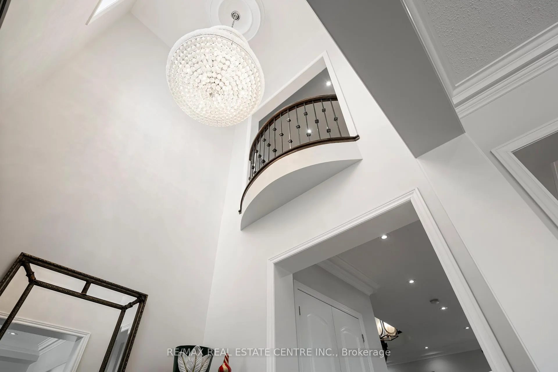 Photo 3 of 128 Copeland Crescent, Innisfil, Cookstown — HOMEH