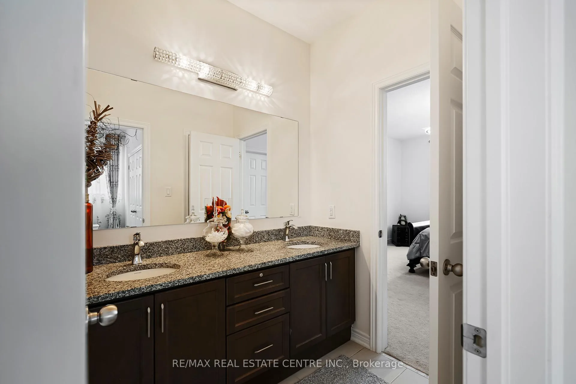 Photo 37 of 128 Copeland Crescent, Innisfil, Cookstown — HOMEH