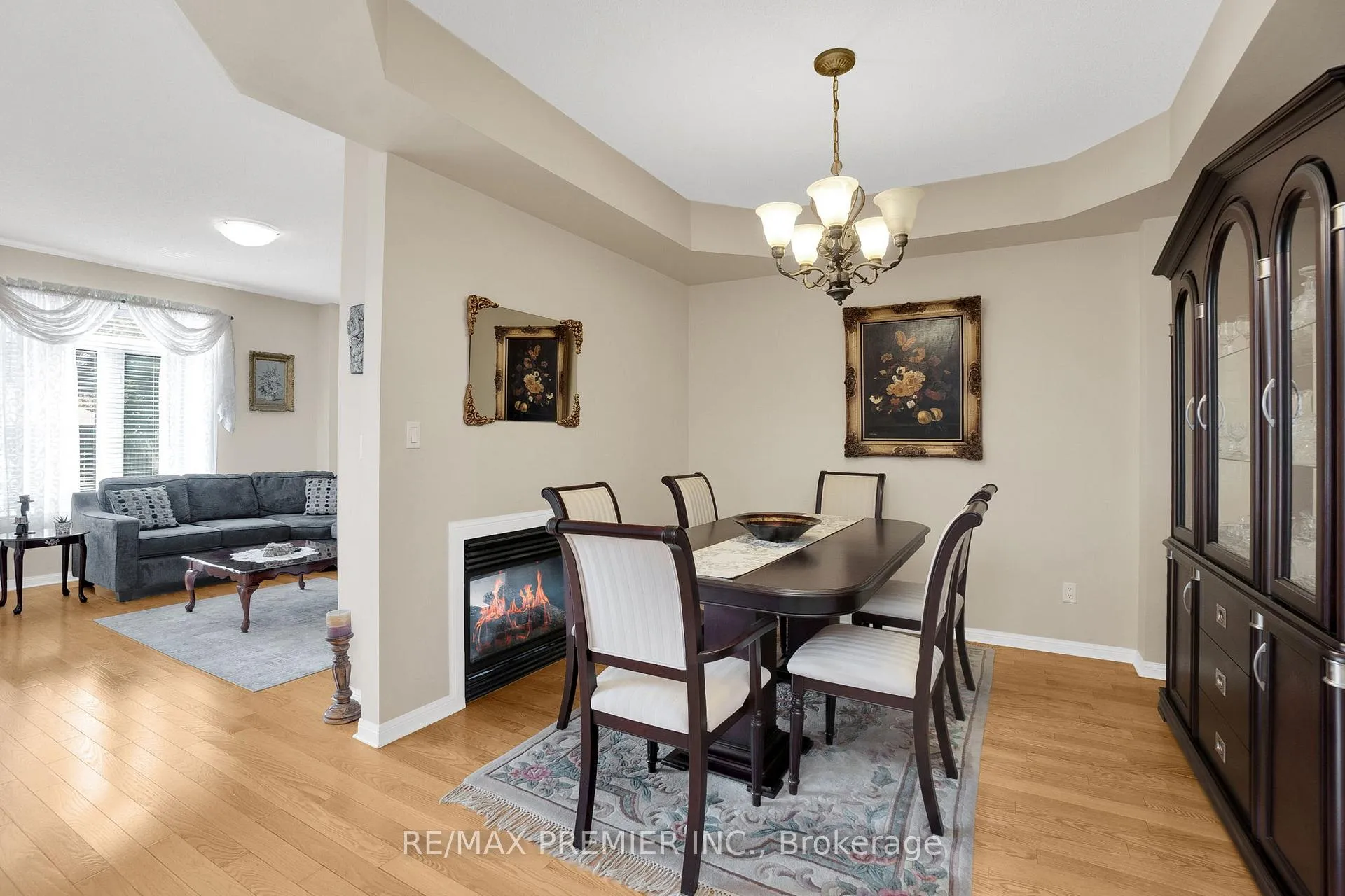 Photo 11 of 431 Pineview Lane, Pickering, Amberlea — HOMEH