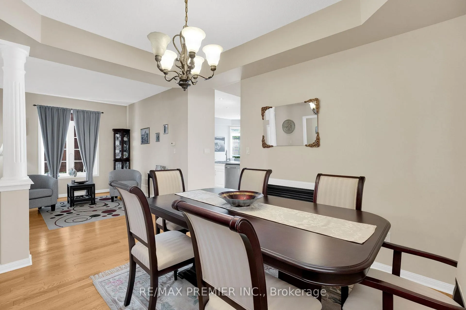 Photo 12 of 431 Pineview Lane, Pickering, Amberlea — HOMEH