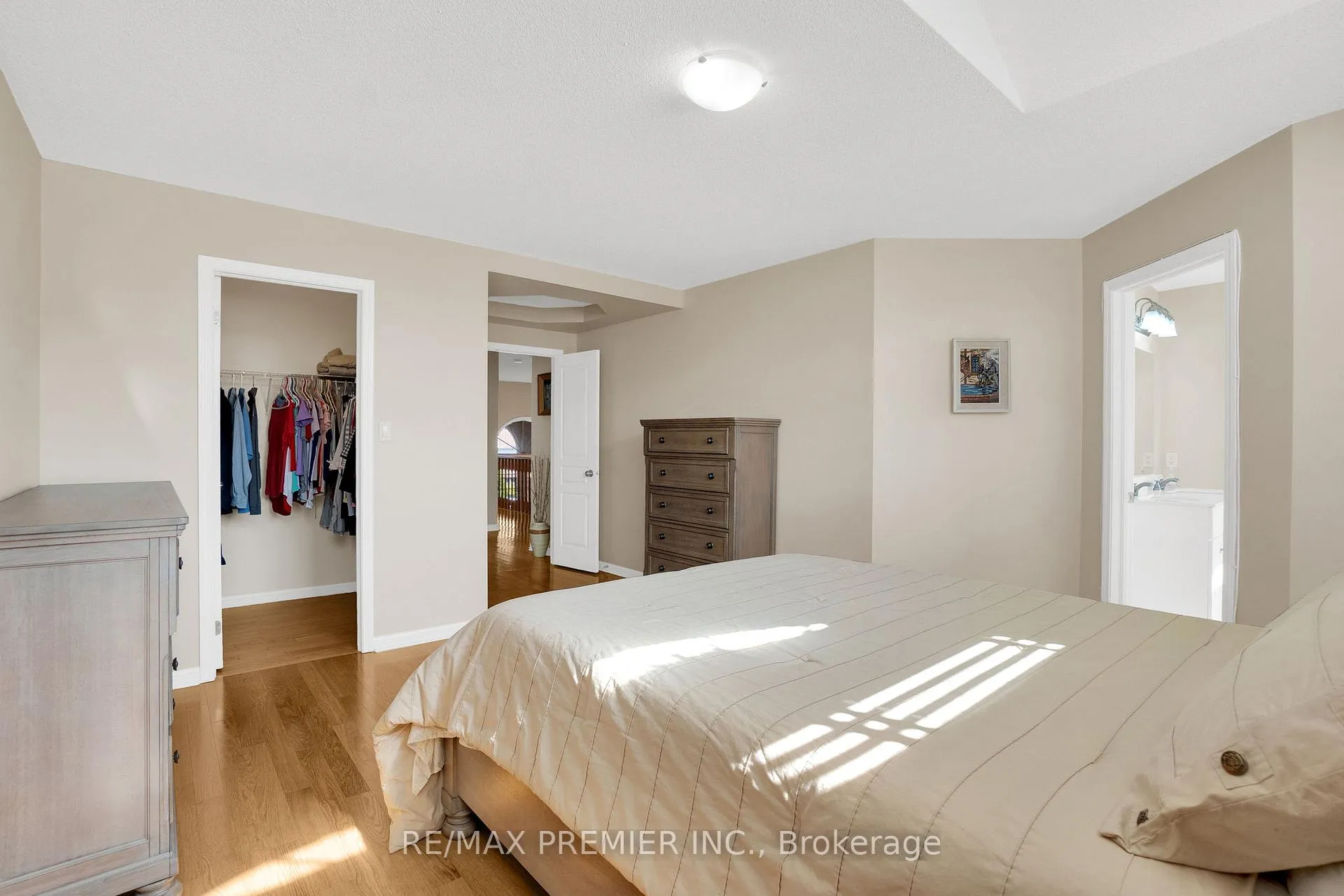 Photo 30 of 431 Pineview Lane, Pickering, Amberlea — HOMEH