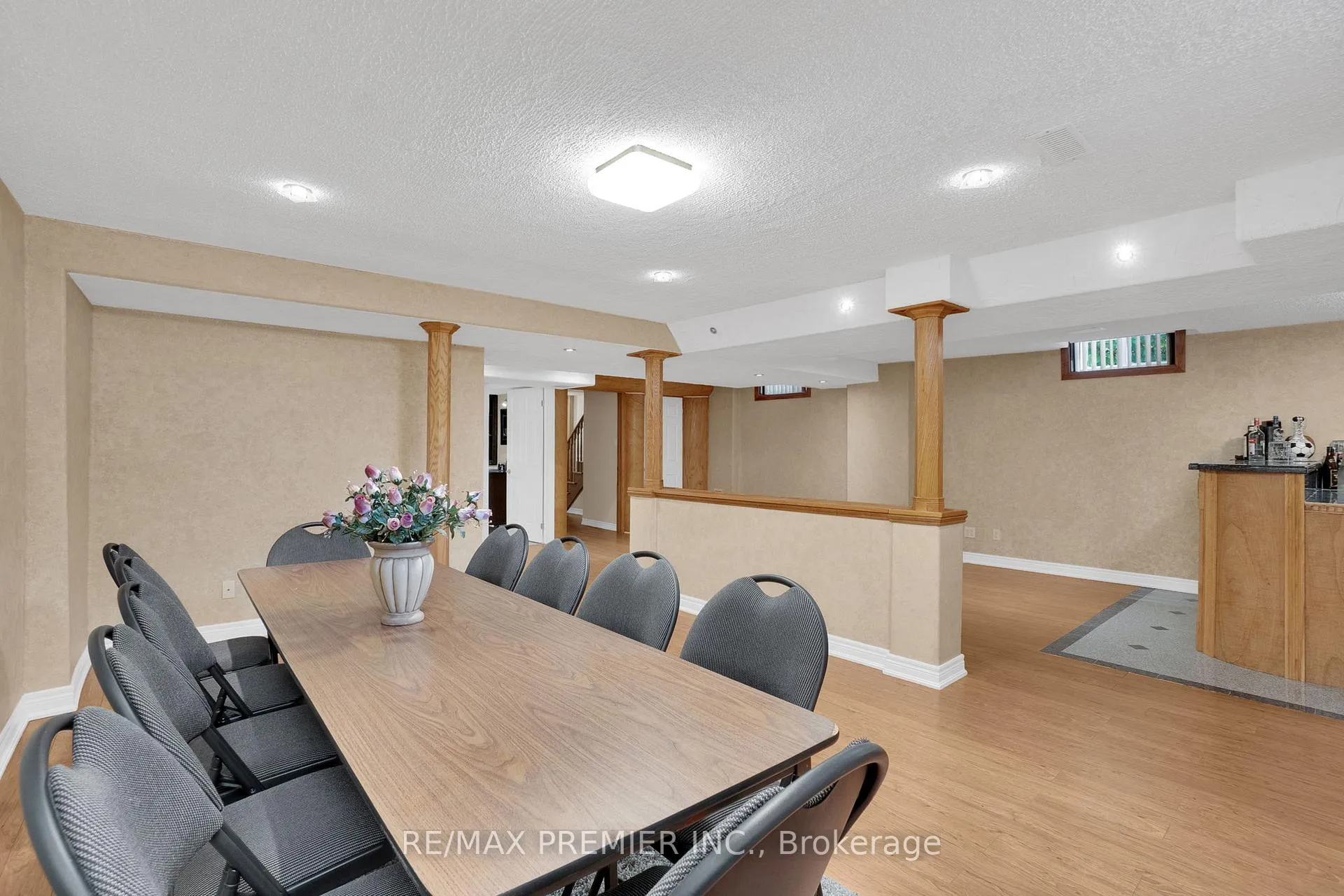 Photo 43 of 431 Pineview Lane, Pickering, Amberlea — HOMEH