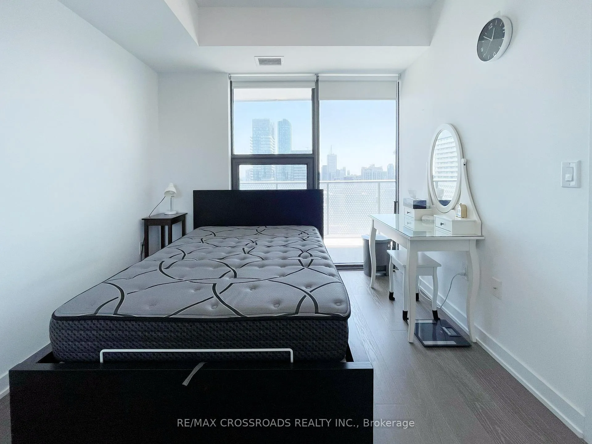 Photo 12 of Unit 4403, 11 Wellesley Street W, Toronto, Bay Street Corridor — HOMEH
