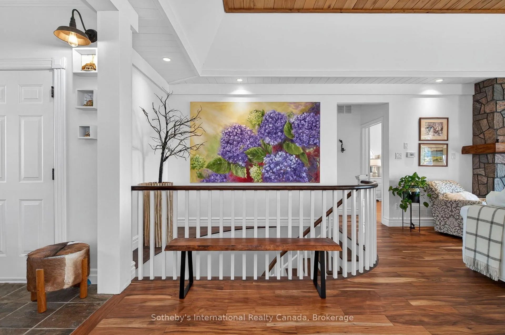 Photo 12 of 325 Aberdeen Boulevard, Midland — HOMEH