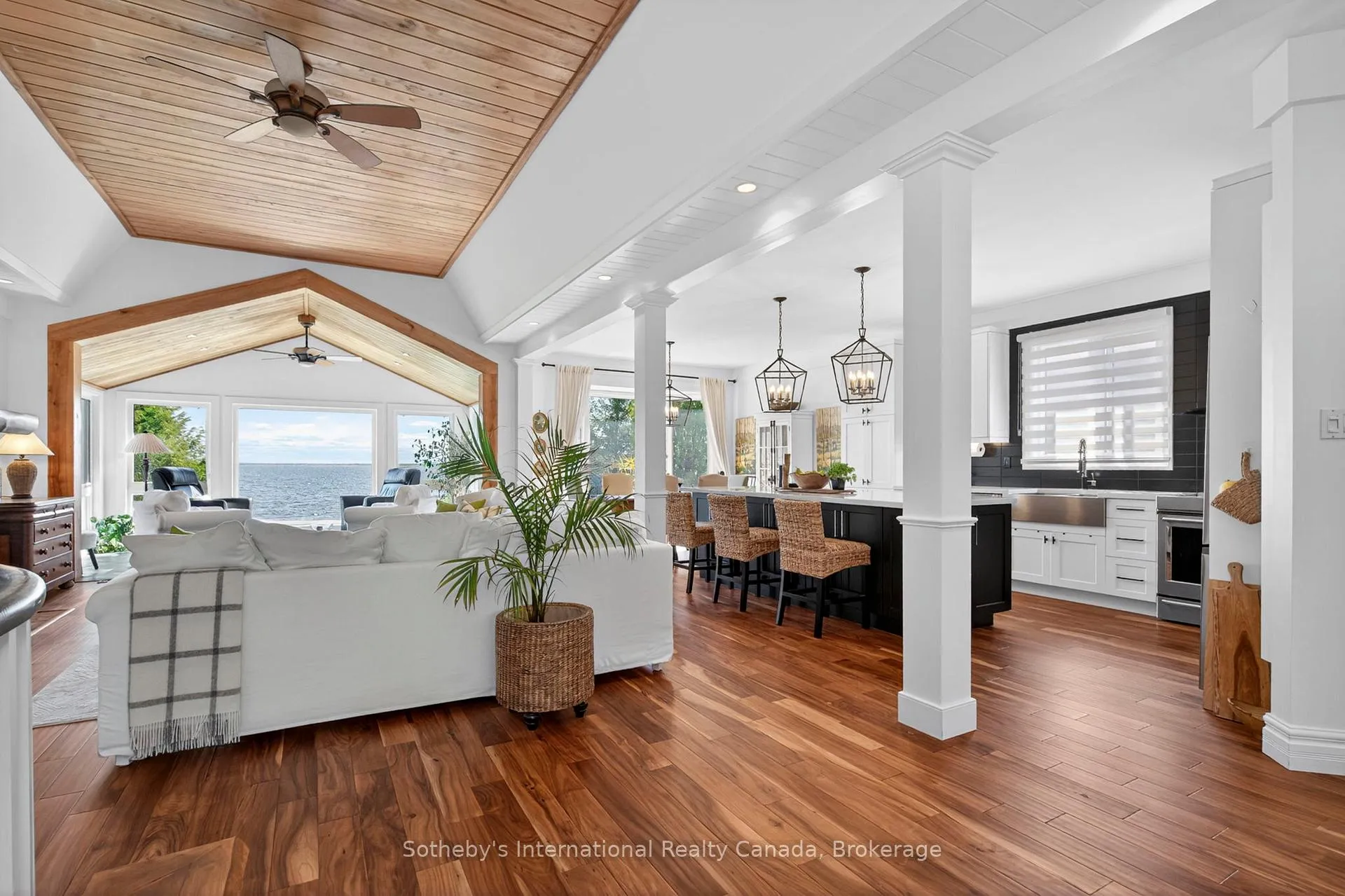 Photo 13 of 325 Aberdeen Boulevard, Midland — HOMEH