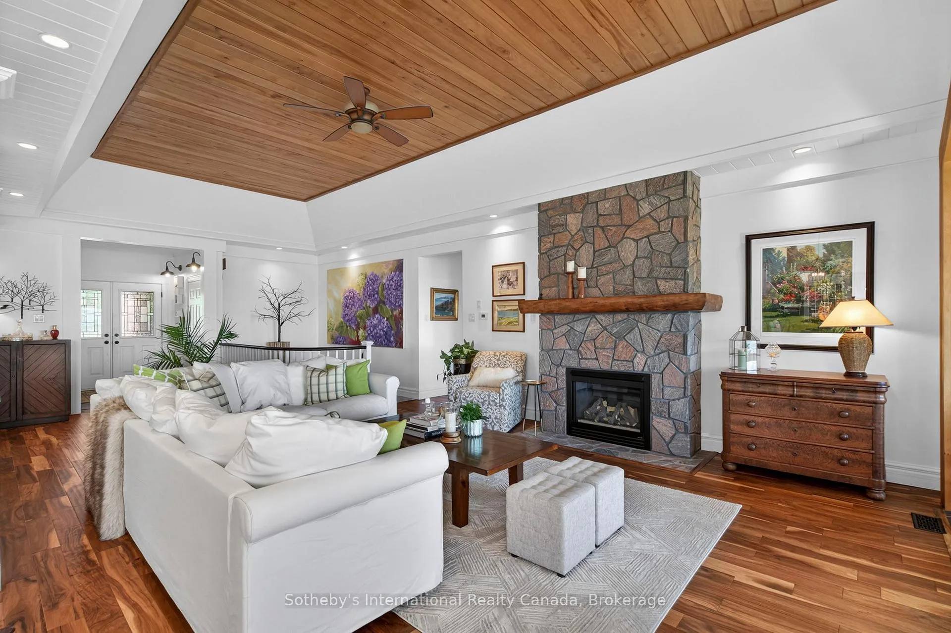 Photo 20 of 325 Aberdeen Boulevard, Midland — HOMEH