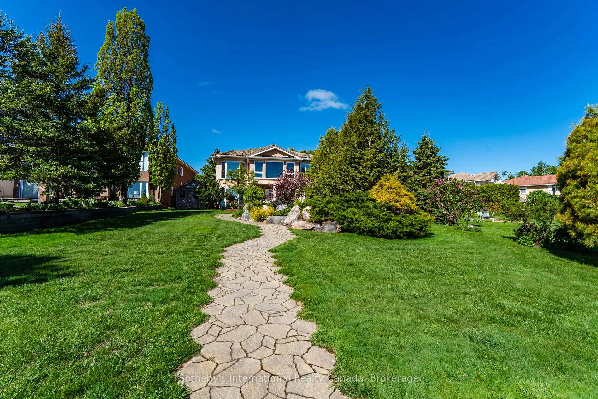 Photo 44 of 325 Aberdeen Boulevard, Midland — HOMEH