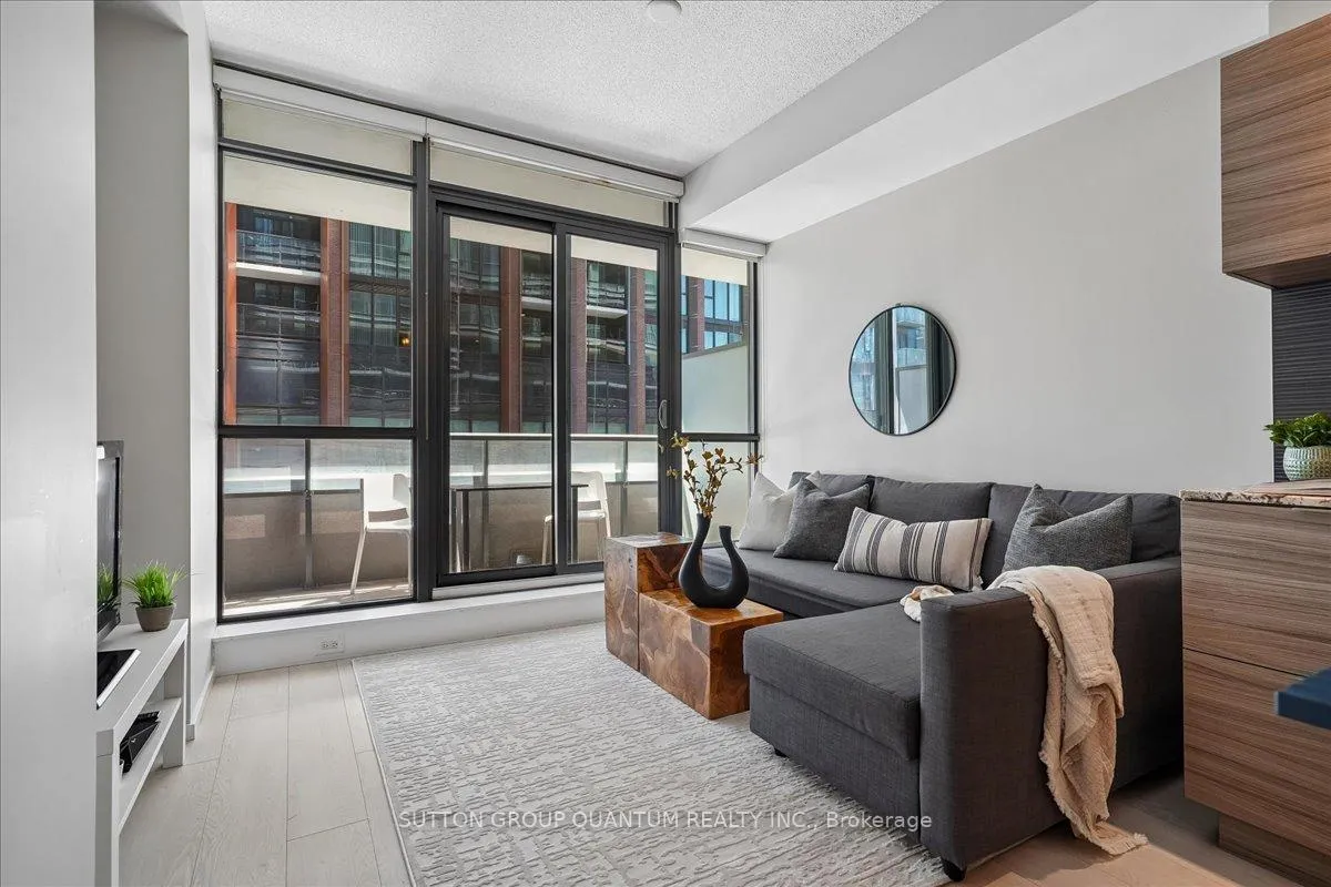 Photo 11 of Unit 404, 8 Charlotte Street, Toronto, Waterfront Communities — HOMEH