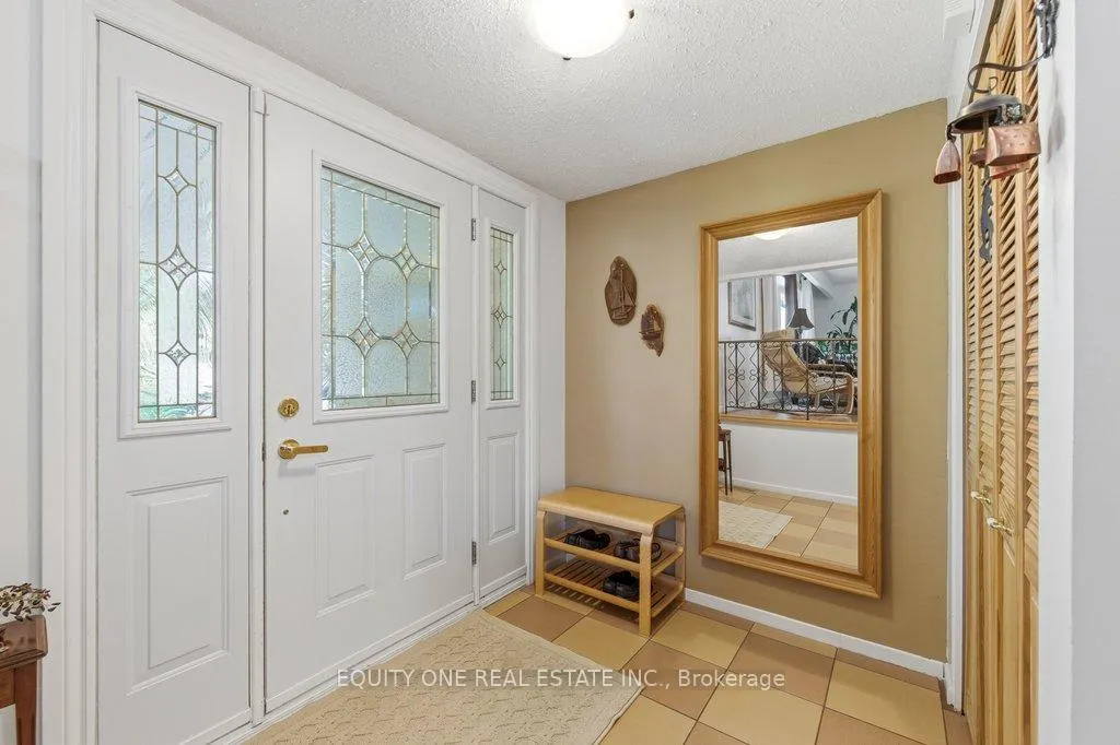 Photo 7 of 542 Sirois Avenue, Ottawa, Overbrook/Castle Heights — HOMEH