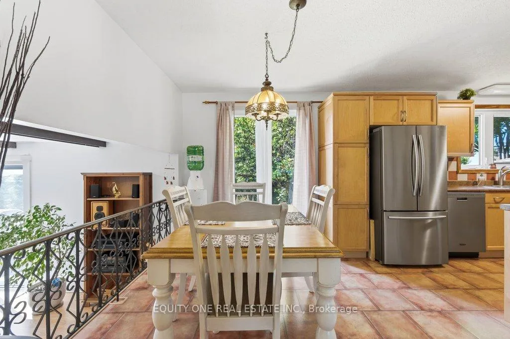 Photo 17 of 542 Sirois Avenue, Ottawa, Overbrook/Castle Heights — HOMEH