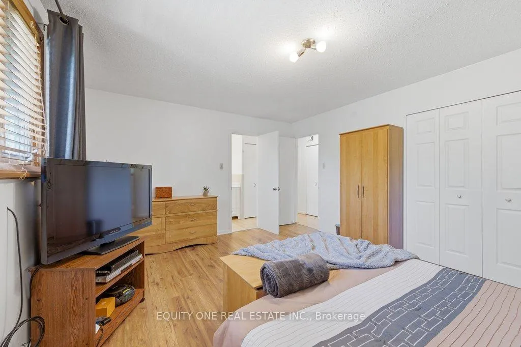 Photo 26 of 542 Sirois Avenue, Ottawa, Overbrook/Castle Heights — HOMEH