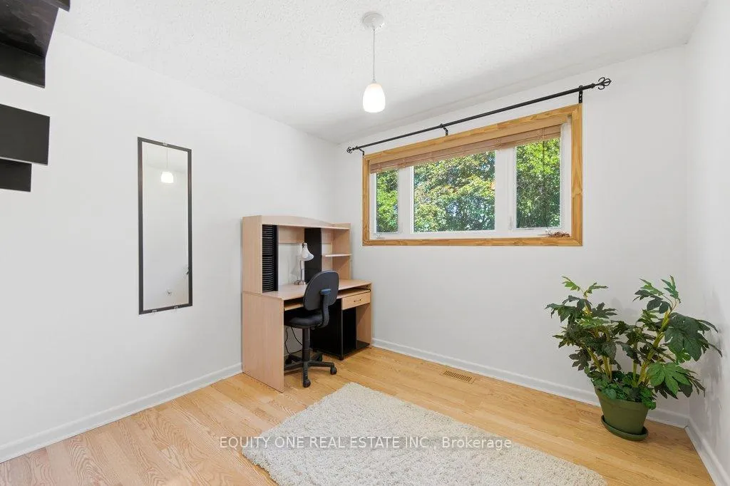 Photo 27 of 542 Sirois Avenue, Ottawa, Overbrook/Castle Heights — HOMEH