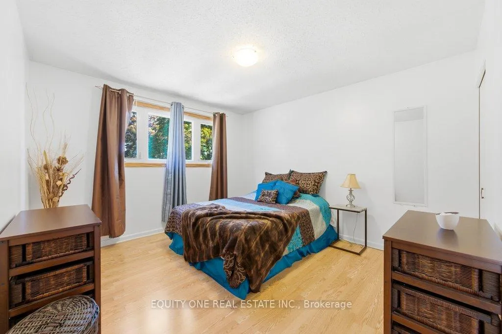 Photo 28 of 542 Sirois Avenue, Ottawa, Overbrook/Castle Heights — HOMEH