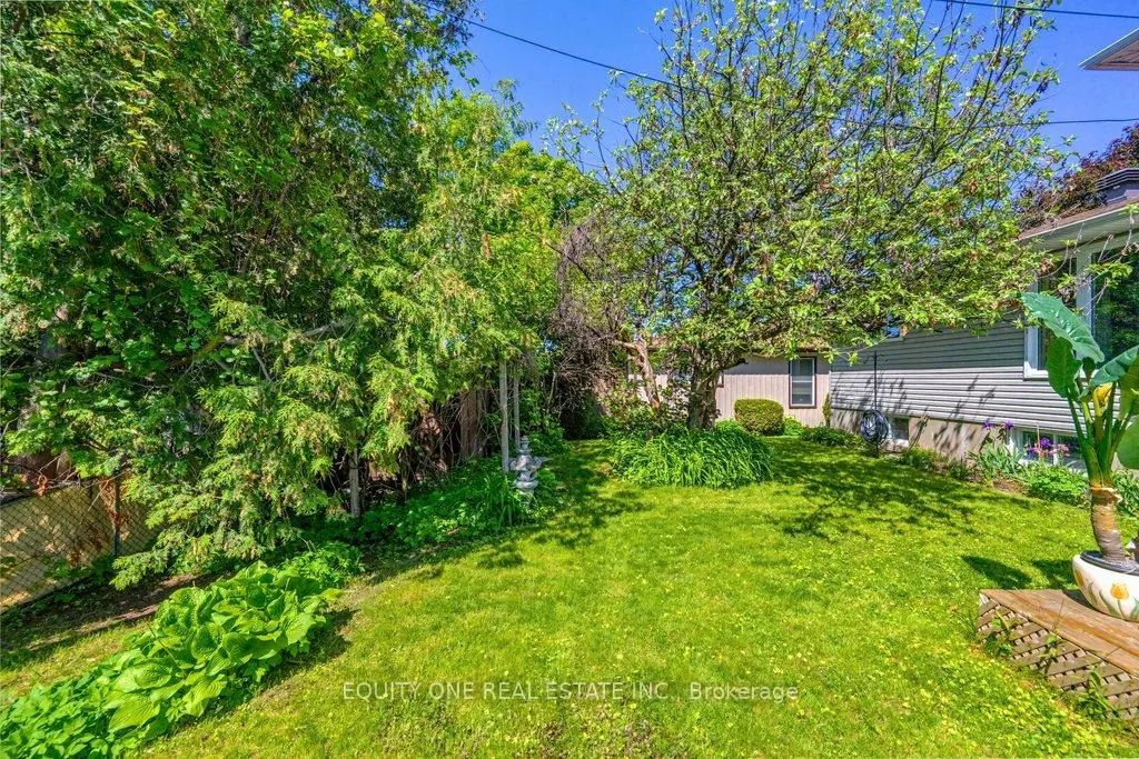 Photo 37 of 542 Sirois Avenue, Ottawa, Overbrook/Castle Heights — HOMEH