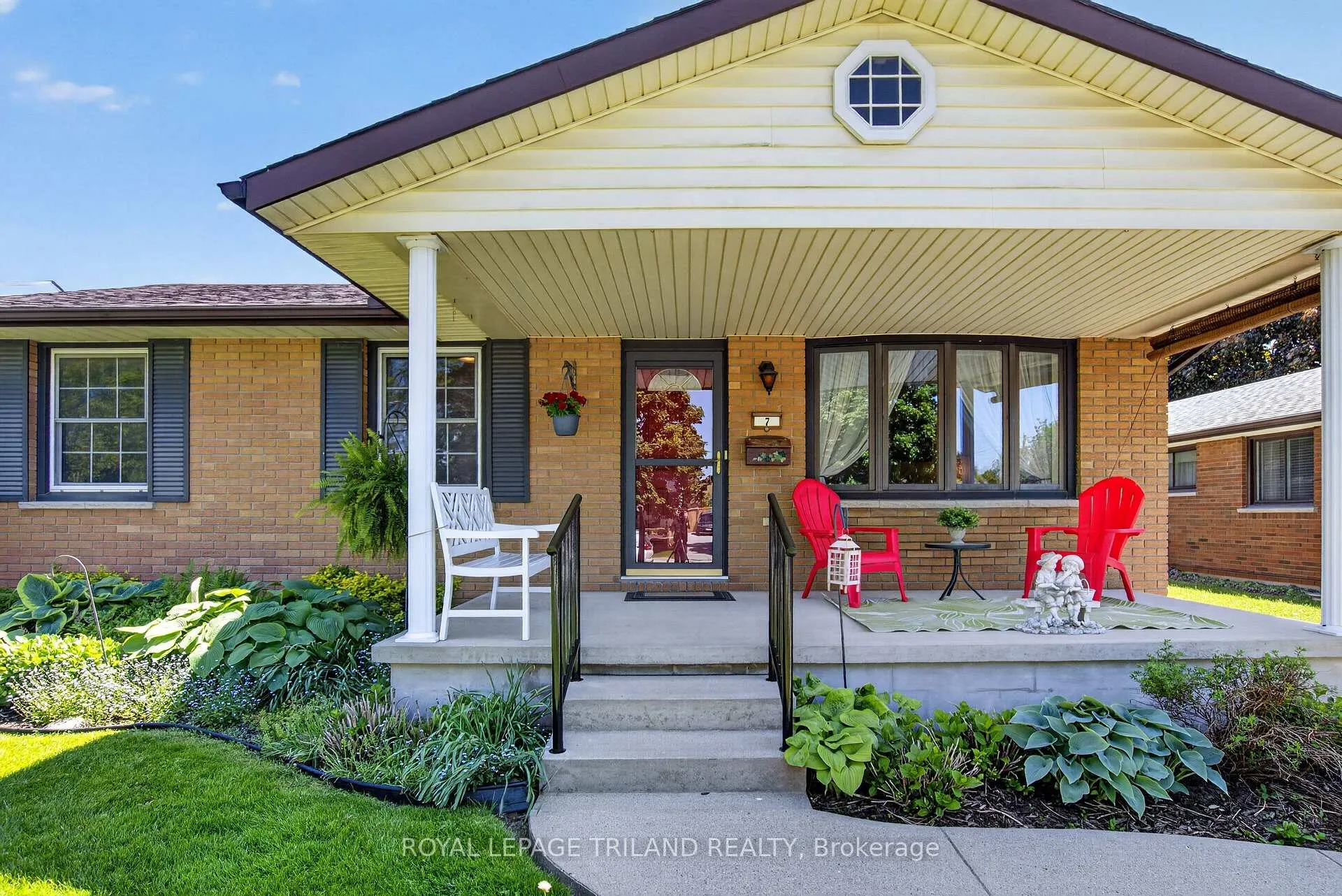 Photo 3 of 7 Thompson Avenue, St. Thomas — HOMEH