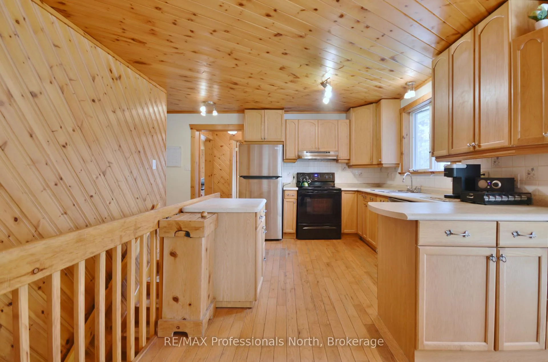 Photo 22 of 20 Coulter Lane, Bracebridge, Muskoka (N) — HOMEH