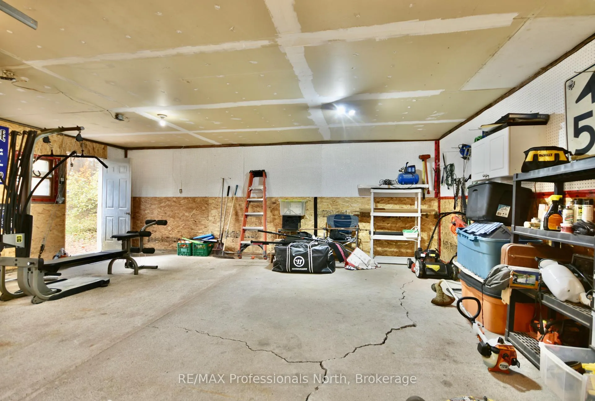 Photo 43 of 20 Coulter Lane, Bracebridge, Muskoka (N) — HOMEH
