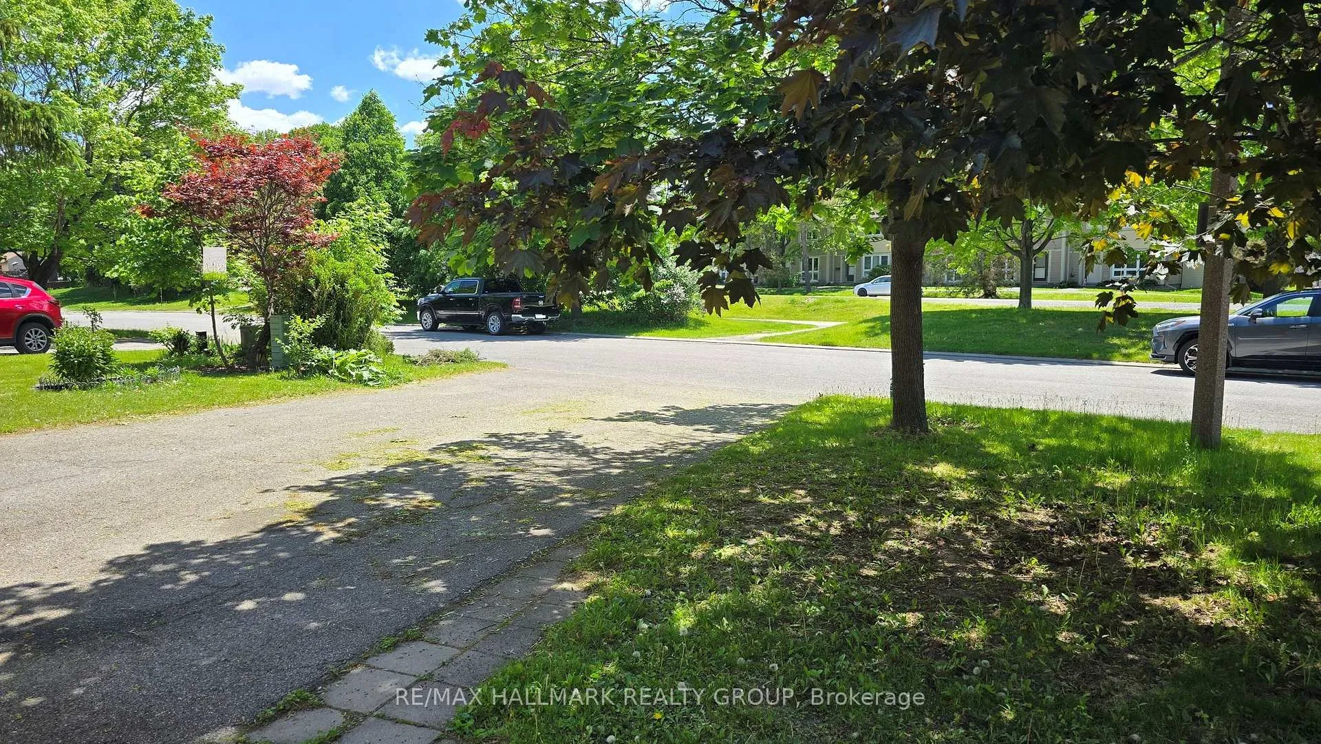 Photo 3 of 55 Cohen Avenue, Ottawa, Kanata - Katimavik — HOMEH