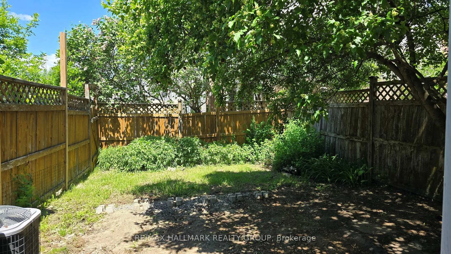 Photo 4 of 55 Cohen Avenue, Ottawa, Kanata - Katimavik — HOMEH