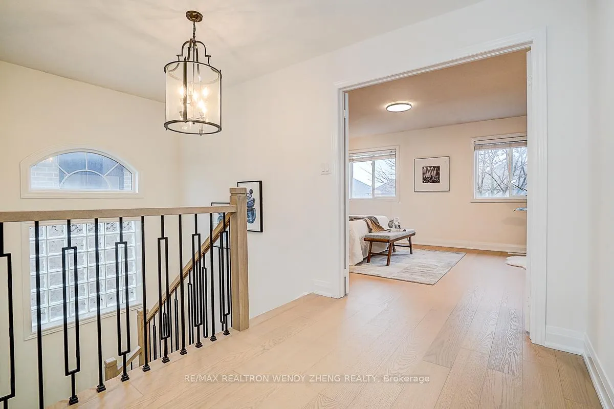 Photo 26 of 16 Hartwell Way, Aurora, Bayview Northeast — HOMEH